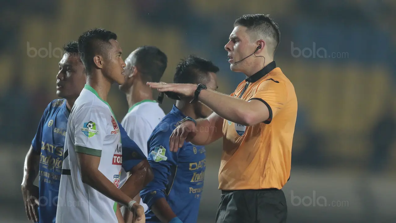 Wasit Asing, Liga 1 2017