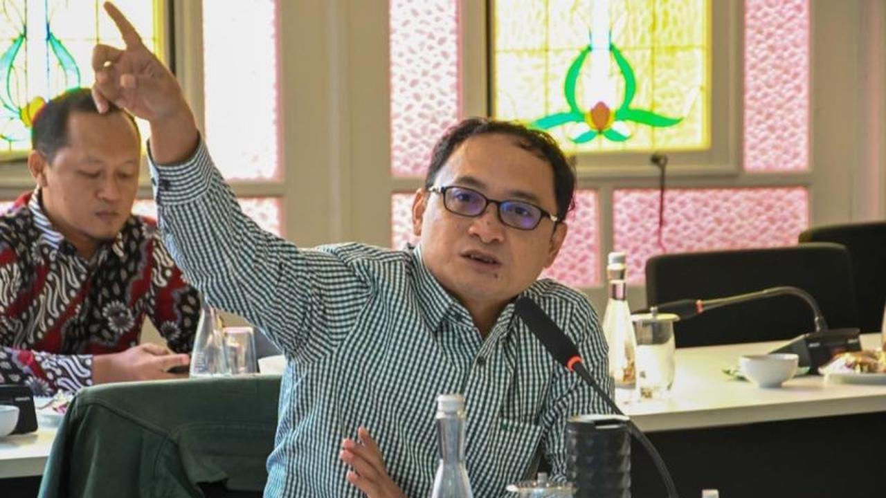 Anggota DPR Sebut Mundurnya Dirut BEI Iman Rachman Sikap Negarawan di Tengah Gejolak Pasar