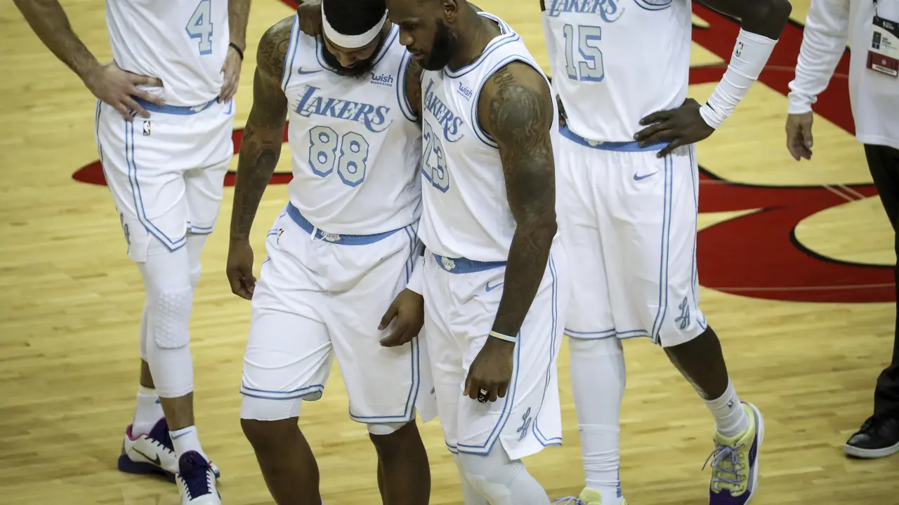 Hasil NBA : Davis Pimpin Lakers Lumat Rockets