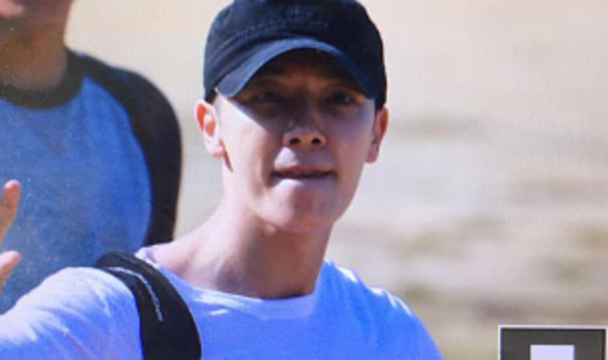 Donghae mulai masuk wamil [foto: Naver]