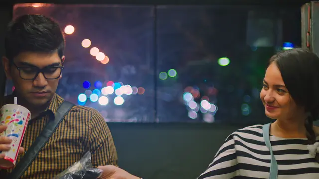 Enzy Storia dalam film "Zodiac: Apa Bintangmu?". (Foto: Prime Video)