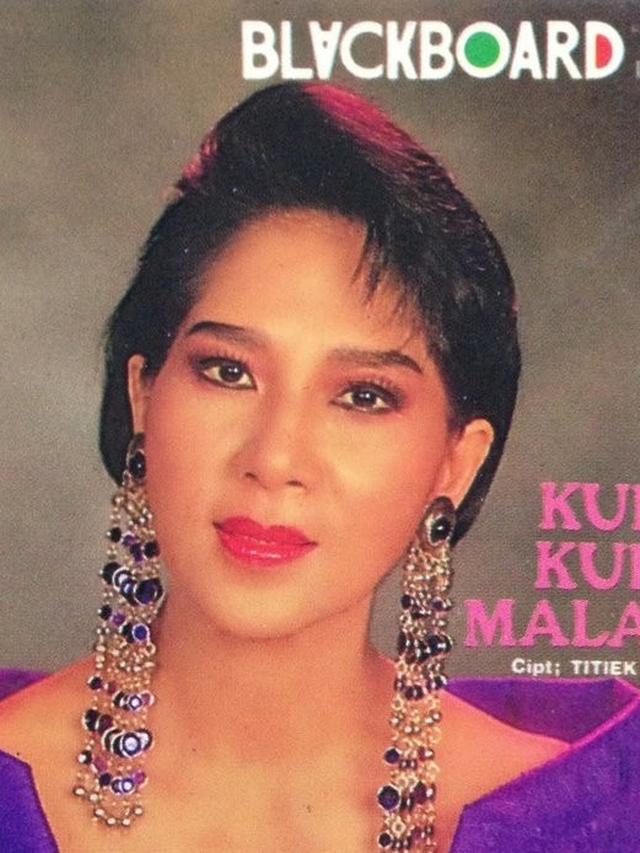 Potret masa muda Titiek Puspa