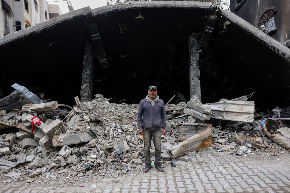 Potret pilu warga Palestina dan rumahnya yang hancur lebur akibat serangan Israel di Jalur Gaza