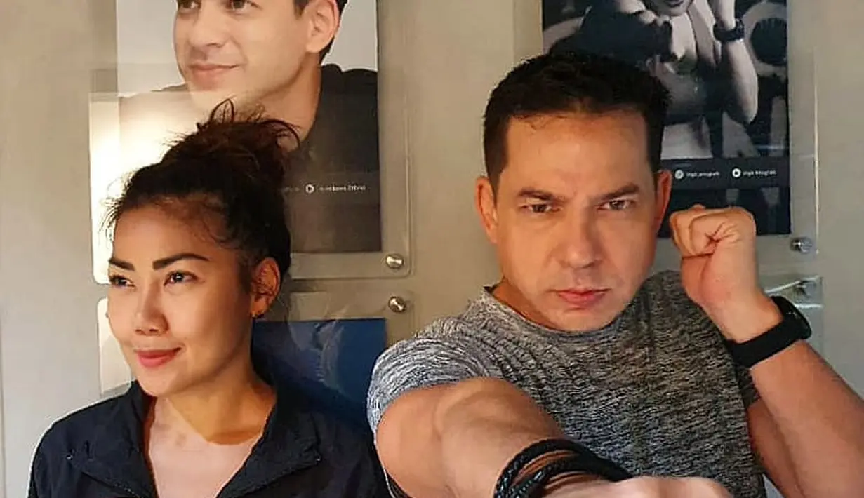 Terlepas dari isu perceraian, Ari Wibowo dan Inge Anugrah kerap kompak dalam berbagai kesempatan [@ariwibowo_official]