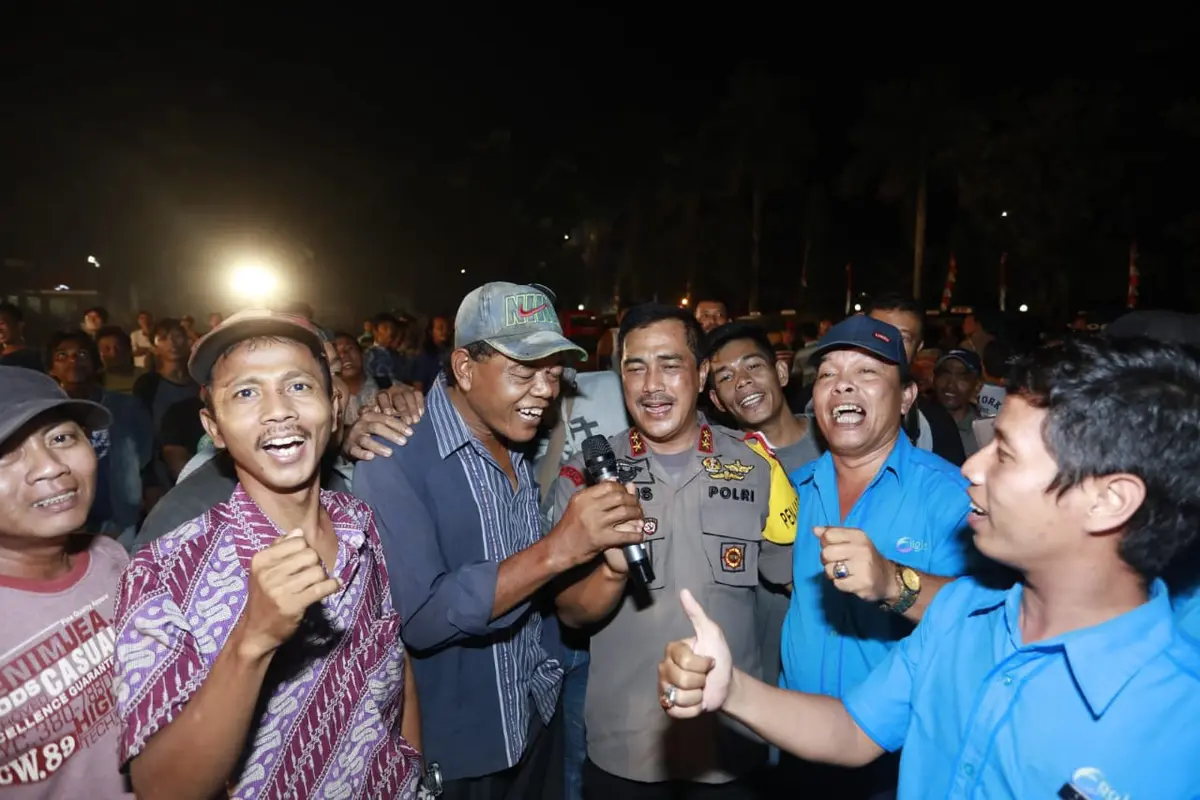 Kapolda Sumatra Utara, Irjen Agus Andrianto nyanyi bareng supir angkot