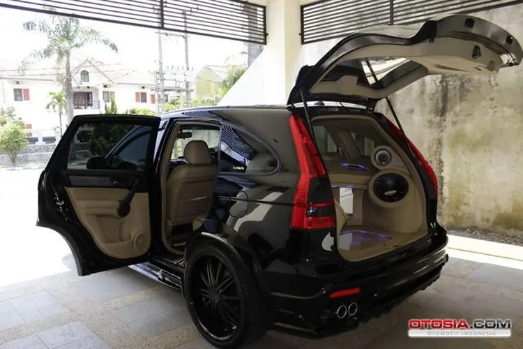 Honda CRV 2 Gen Tuning. Honda CR-V 2013 тюнинг для бездорожья. Honda CRV двер. CRV-7 заряженная.