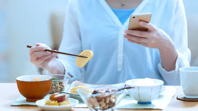 Penawaran Menarik TRI Berkah Berlipat