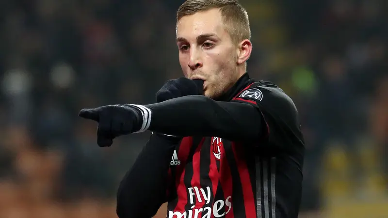 Barcelona Bikin Pusing AC Milan