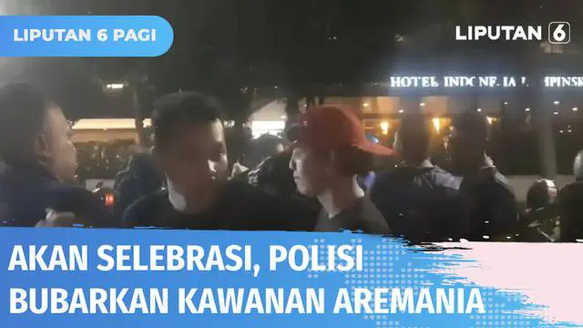 Polisi membubarkan Aremania yang akan merayakan kemenangan Arema FC menjuarai Piala Presiden 2022 di Bundaran HI pada Minggu (17/07) malam. Polisi kemudian meminta koordinator suporter untuk membubarkan diri.