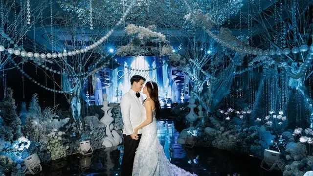 Usai Tampil ala Kate Middleton, Brisia Jodie Berubah Jadi Modern Princess dengan Halter Mermaid Dress dan Tiara Berkilau di Momen Resepsi