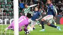 Hasil ini menjadi pencapaian penting bagi Arsenal, yang untuk pertama kalinya mampu meraih kemenangan di fase gugur kompetisi Eropa saat bermain di Portugal setelah enam percobaan sebelumnya selalu berakhir tanpa hasil positif. (AP Photo/Armando Franca)