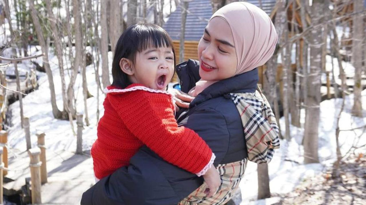 Gaya Busana Moana Sangat Cocok