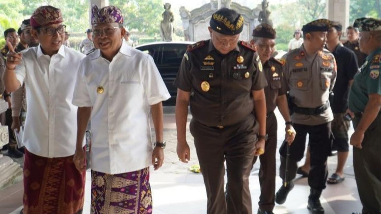Tegas! Gubernur Bali Ingatkan Kepala Kesbangpol Anyar: Ormas Aneh-Aneh Sudah Kau Gas Saja!