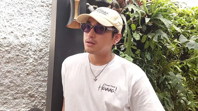 Nggak banyak tahu, deretan selebriti top Indonesia ini ternyata lahir pada 1 Januari