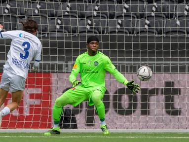 Jordy Wehrmann, pria kelahiran Den Haag berumur 22 tahun tersebut punya karier yang cukup baik. Saat ini Wehrmann bermain untuk klub FC Luzern dan sudah menyumbang satu gol bagi timnya. (AFP/Fabrice Coffrini)