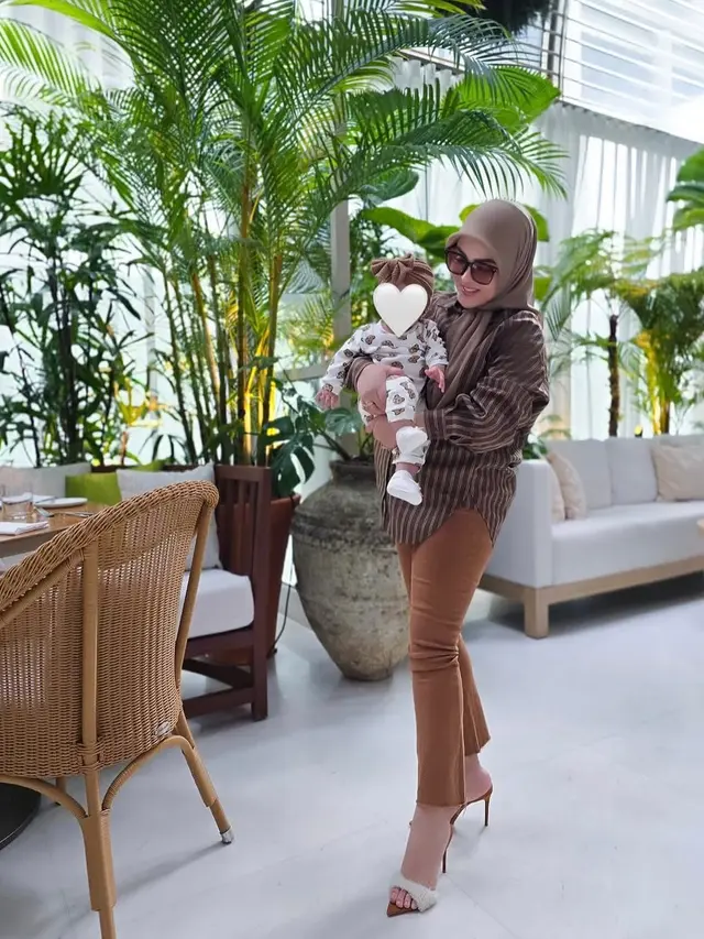 5 Artis Jalani Ramadhan 2025 di Luar Negeri, Ada Cindy Fatikasari di Kanada
