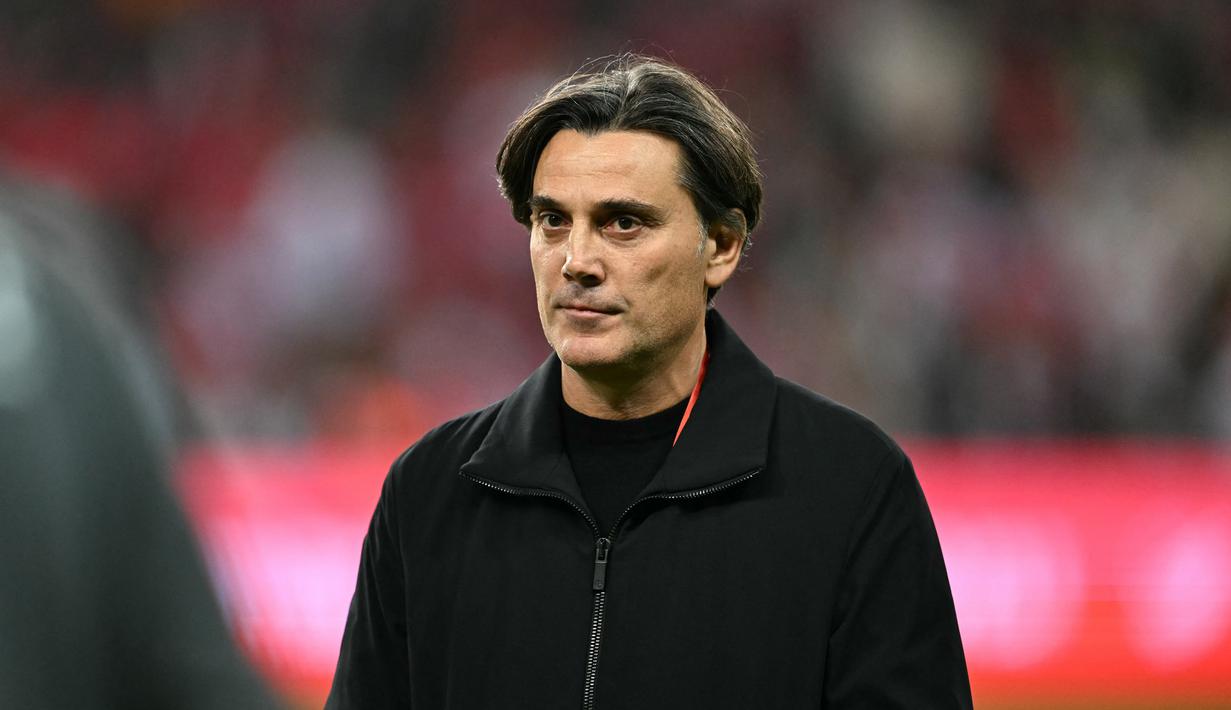 Pemain legendaris AS Roma itu mampu memaksimalkan potensi pemain lokal dan bintang sepak bola Eropa. Alhasil, Arda Guler dan kawan-kawan lolos ke Piala Dunia 2026. (AFP/Ozan Kose)