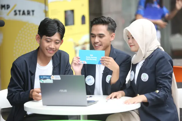 Membawa Harapan dan Kebanggaan untuk Keluarga
