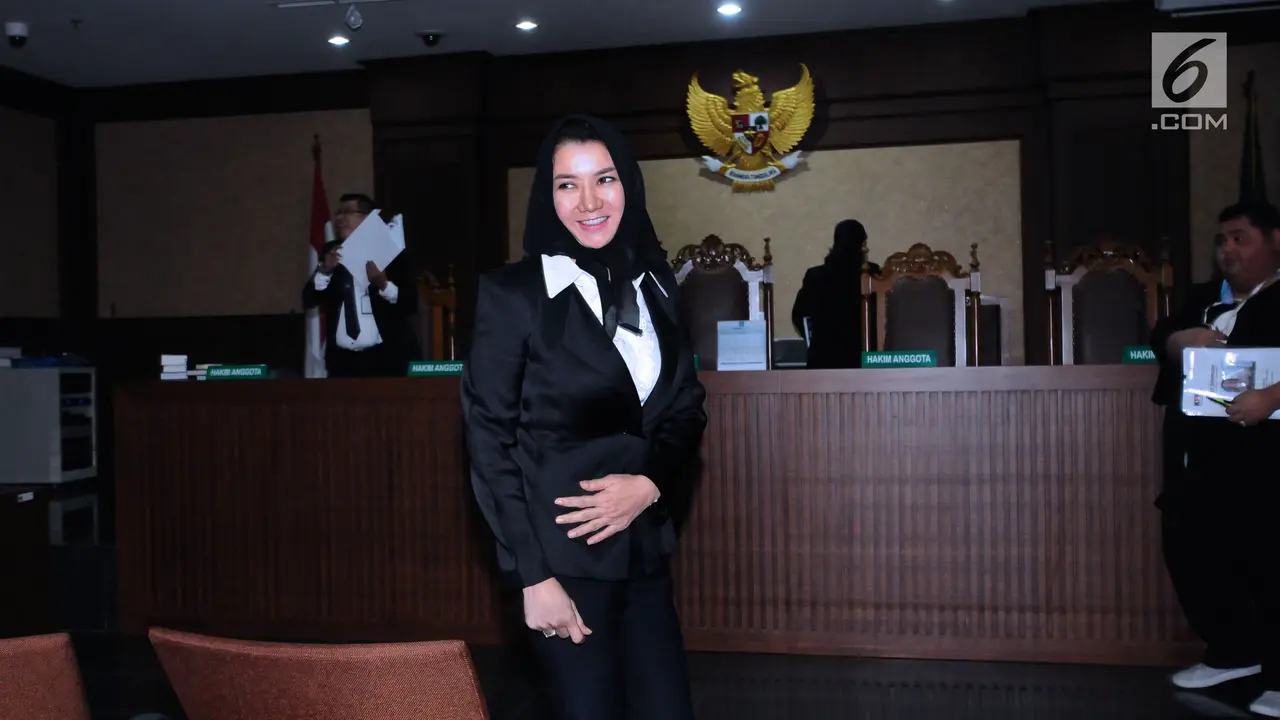 Bupati Rita Widyasari Jalani Sidang Dakwaan