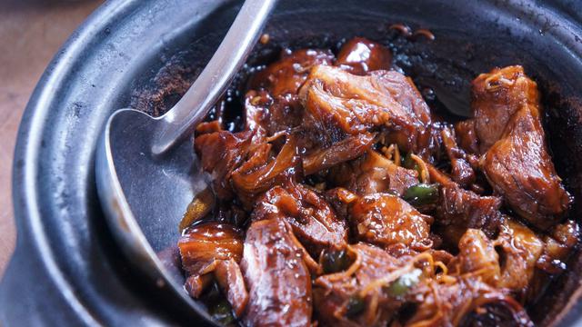 Ilustrasi ayam kecap