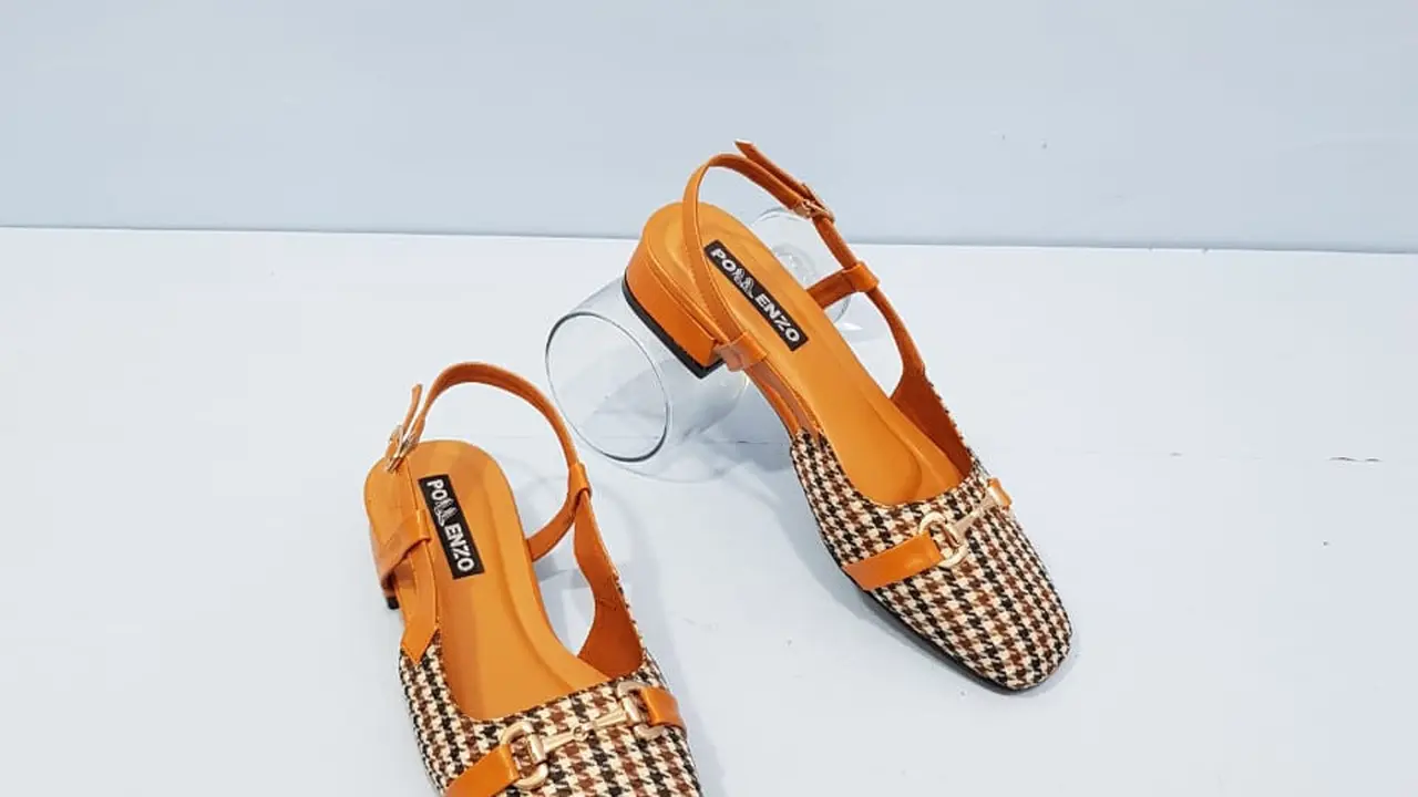 Pollenzo, brand sandal sepatu lokal yang berkualitas dibuat secara homemade/Pollenzo