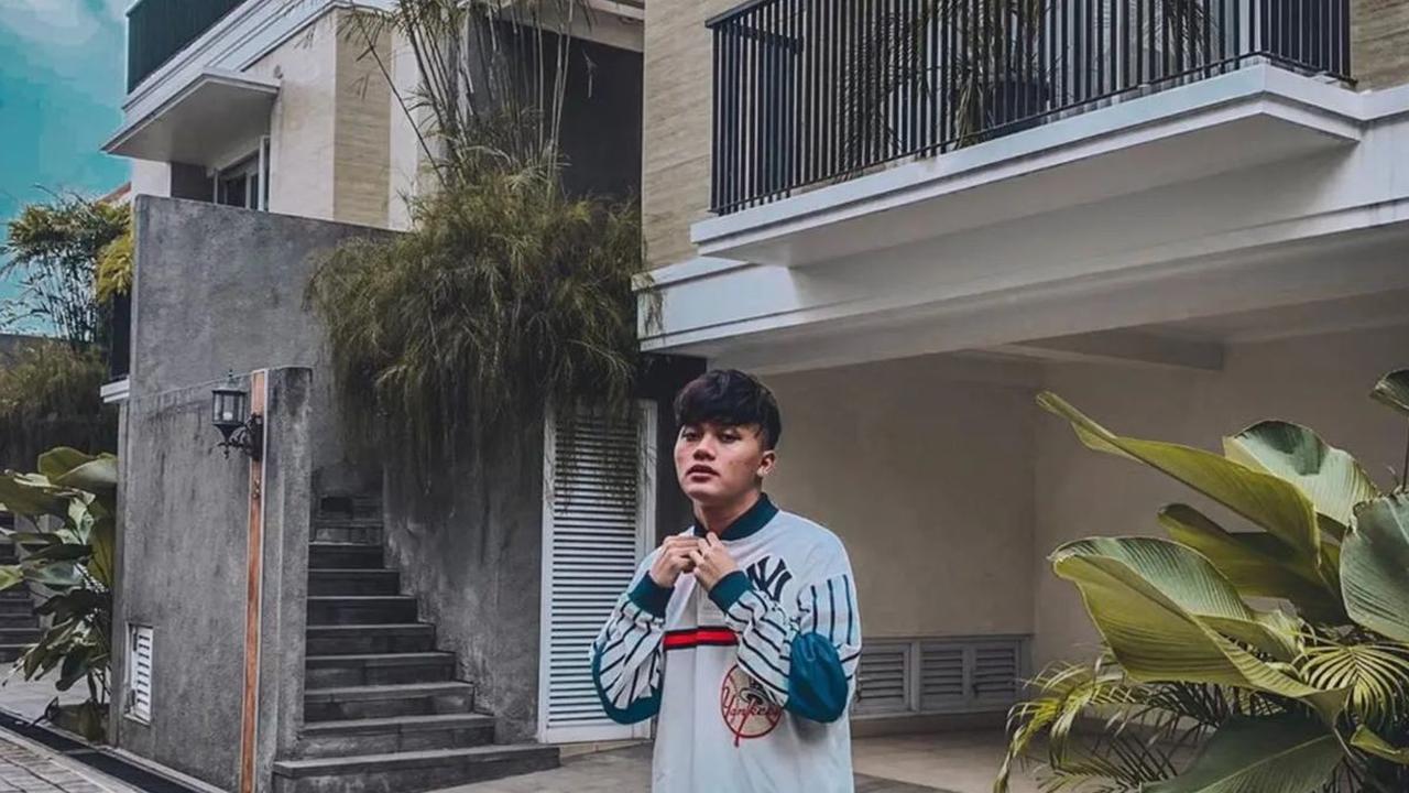 6. Rizky Febian