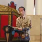 Presiden Joko Widodo memberikan sambutan pada acara penyerahan dokumen Stranas Pencegahan Korupsi di Istana Negara, Jakarta, Rabu (13/3). Dokumen berisi panduan pencegahan tindak pidana korupsi. (Liputan6.com/Angga Yuniar)
