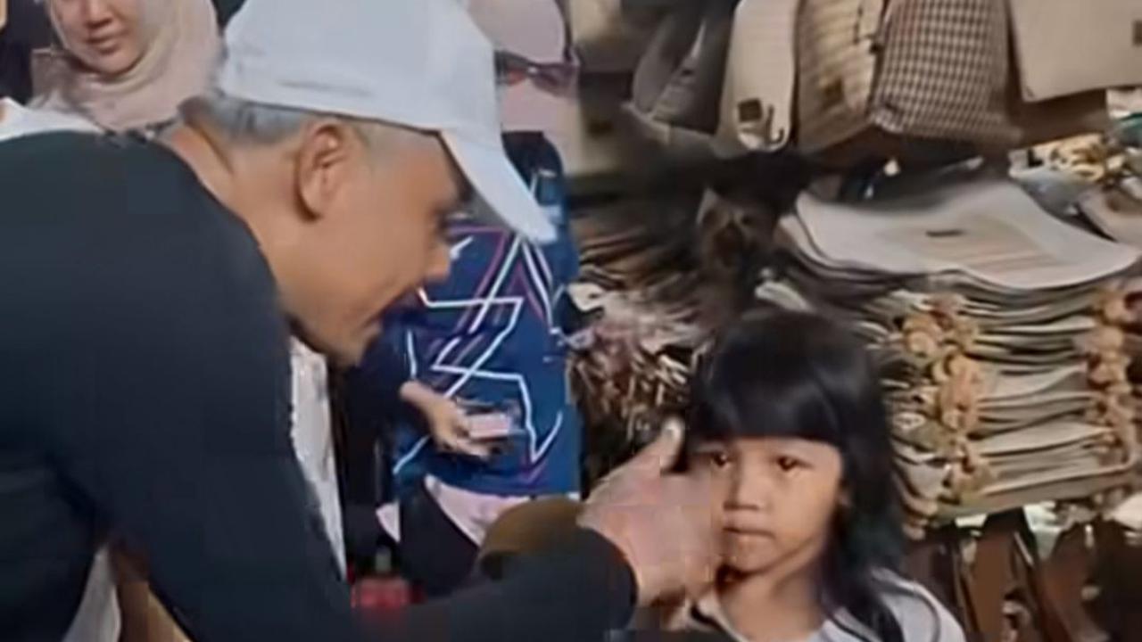 Dalam video tersebut juga memperlihatkan Ganjar menyapa sejumlah warga, mulai dari anak-anak hingga orang dewasa dan orangtua.<br>