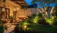 10 Cara Membuat Teras Rumah Terlihat Lebih Mewah dengan Taman Kecil dan Tanaman Hijau