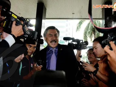 Kamis (20/03/14) Hakim Agung Gayus Lumbuun datang ke gedung KPK Jakarta   (Liputan6.com/Helmi Fithriansyah)