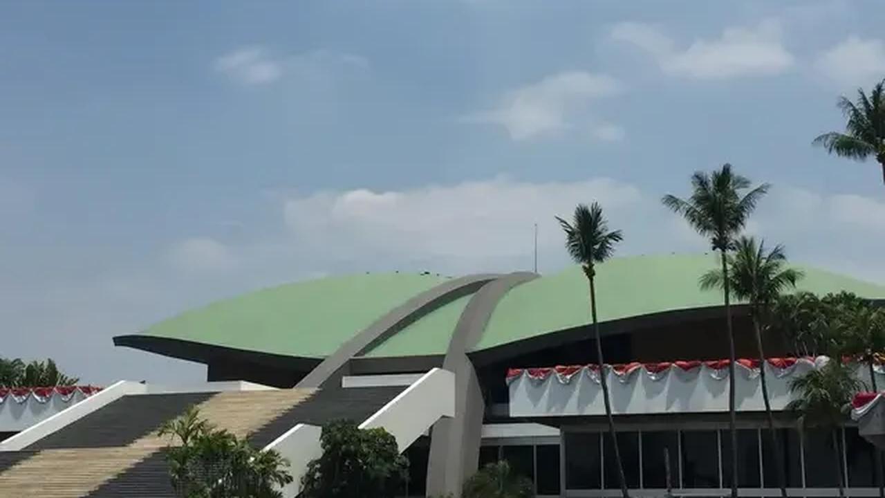 DPR Usul SIM Berlaku Seumur Hidup