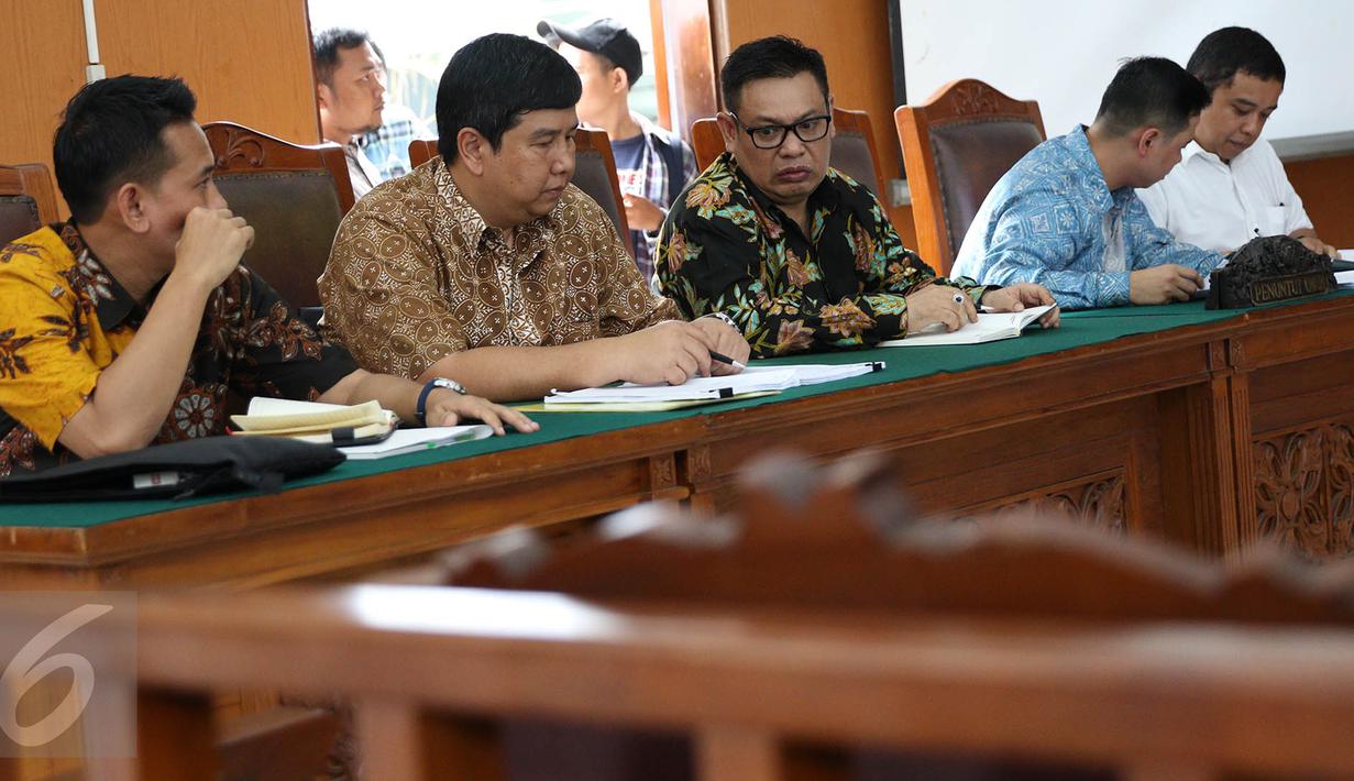 Suasana sidang praperadilan tersangka dugaan korupsi penerbitan surat keterangan lunas (SKL) Bantuan Likuiditas Bank Indonesia (BLBI) Syafruddin Arsyad Tumenggung di PN Jaksel, Jakarta, Senin (15/5). (Liputan6.com/Immanuel Antonius)