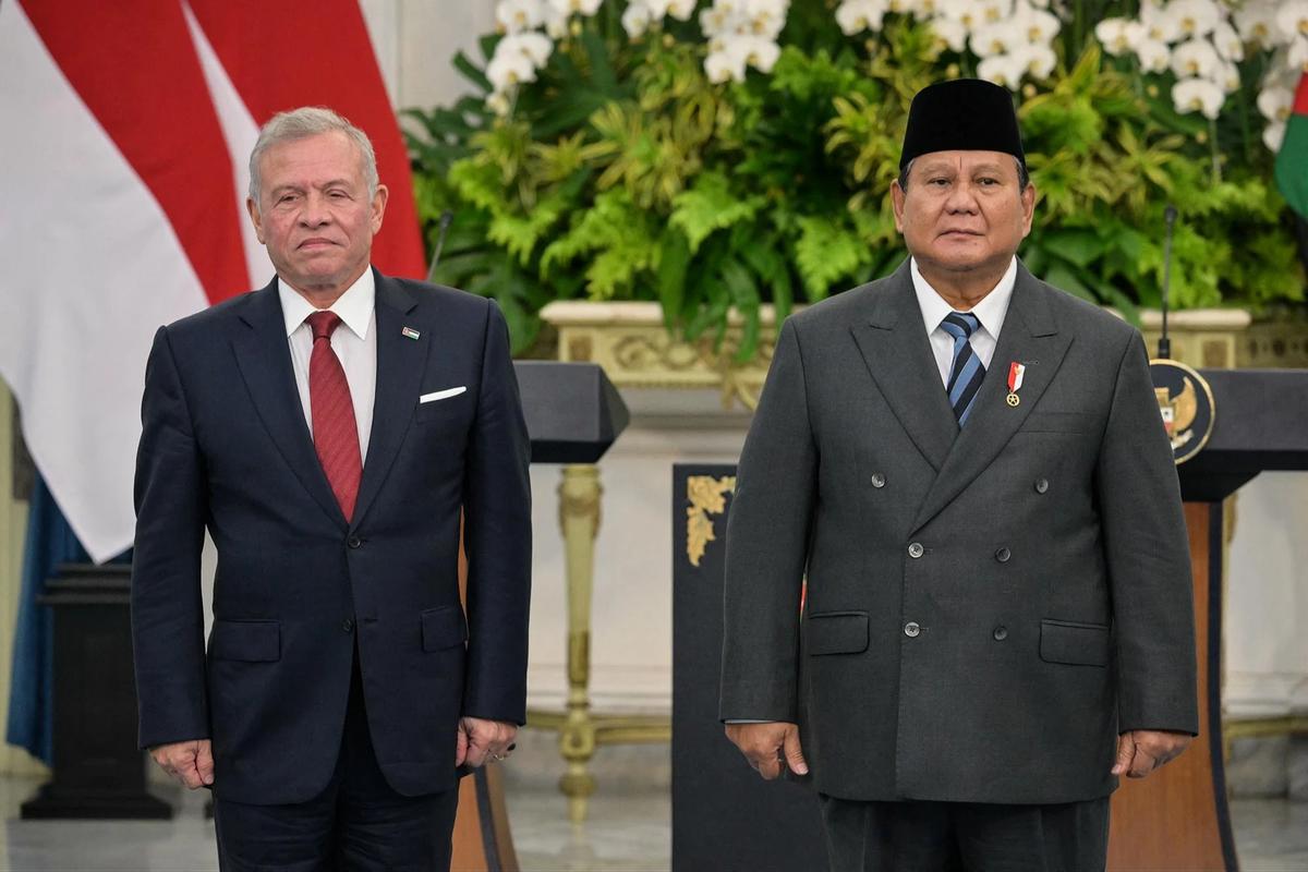 FOTO: Raja Abdullah II Anugerahkan Tanda Kehormatan Tertinggi Yordania kepada Presiden Prabowo