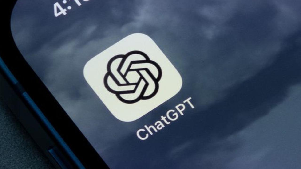 ChatGPT Dihujani Kritik karena Gagal Buat Gambar Perempuan Seksi, Bos Open AI: Tapi Cowoknya Keren sih