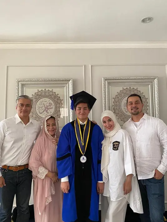 Adjie Pangestu, Sultan Djorghi dan Annisa Trihapsari (Instagram/adjiepangestu)