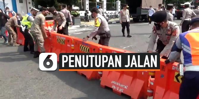 VIDEO: Jalan-Jalan Protokol di Kota Bandung Ditutup