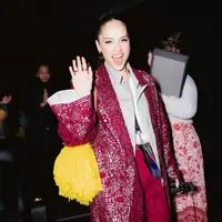 Cinta Laura turut hadir dalam world premier film Para Perasuk yang digelar di Sundance Film Festival 2026, Amerika Serikat. Menariknya, bukan sebagai pemain, ia merupakan produser eksekutif dalam film ini. [@armanfebryan]