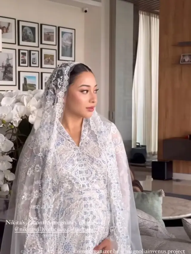 Hamil Anak Kedua Laki-laki, 6 Gaya Anggun Nikita Willy Kenakan Kebaya Baby Blue saat Pengajian 4 Bulan Kehamilan