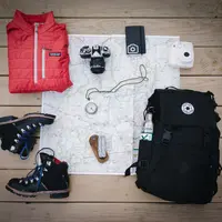 Ilustrasi traveling Photo by Alice Donovan Rouse on Unsplash