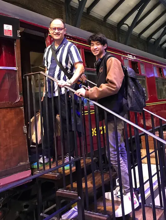 Iis Dahlia dan Keluarga (Instagram/isdadahlia)