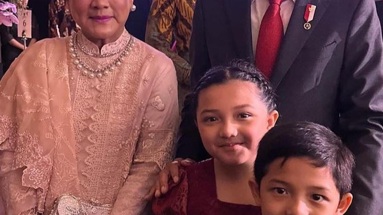 Arsy dan Arsya Foto Bersama Bapak Presiden <br>