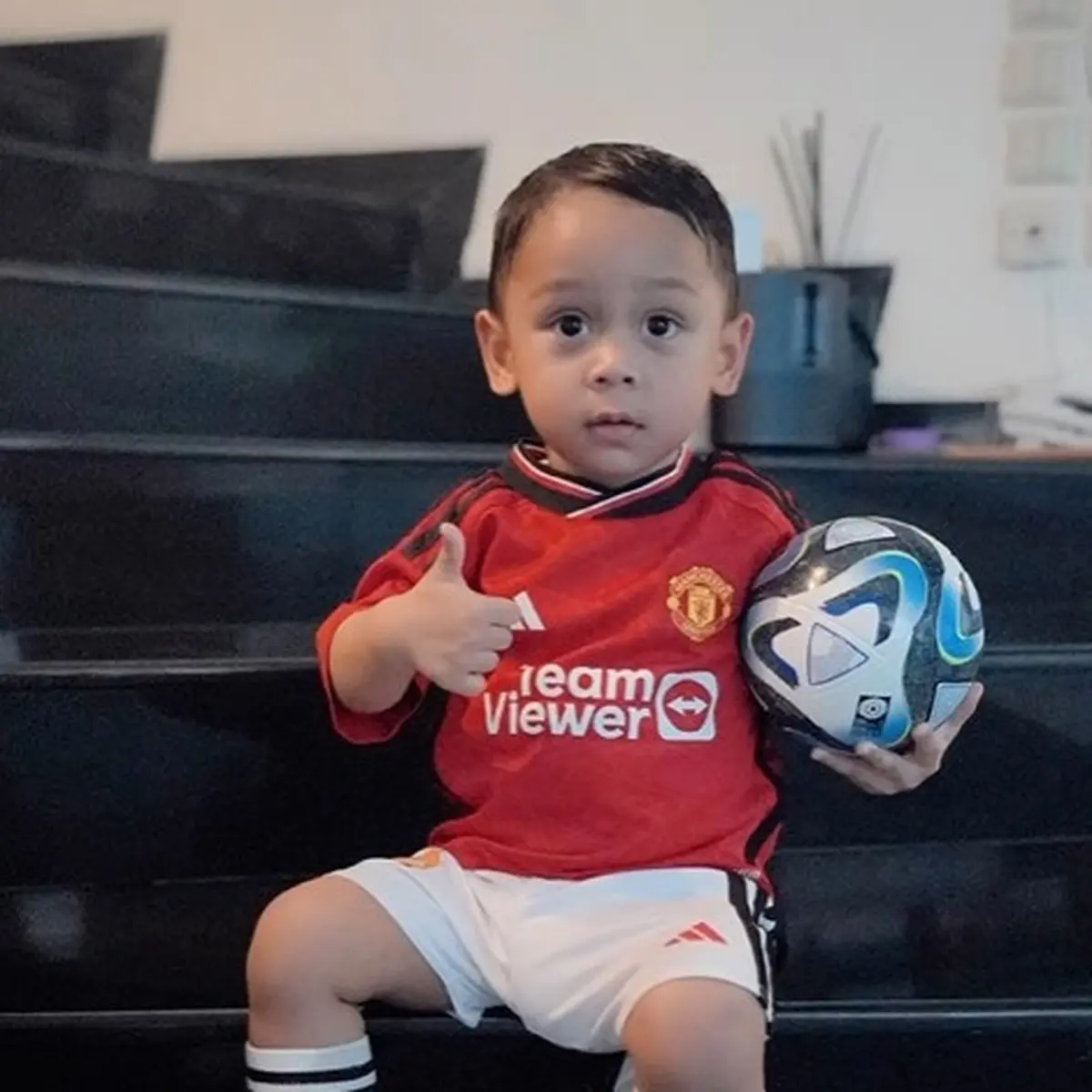 Potret Muhammad Levian Al Fatih Billar, Anak Lesti Kejora dan Rizky Billar  yang Ganti Nama Saat Perayaan Ulang Tahun Kedua - Citizen6 Liputan6.com