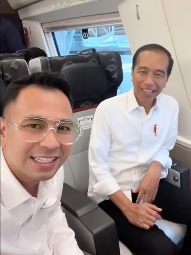 Jokowi Tanda Tangan di Kemeja Raffi Ahmad, Sultan Andara Diprediksi