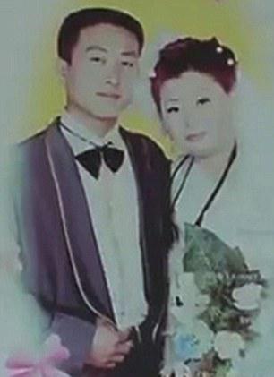 Foto pernikahan Jiang dan suaminya | Photo: Copyright asiantown.net