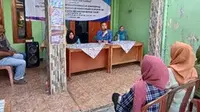Banyak yang Masih Bingung, Tim Abdimas UBJ Dampingi Warga Buat KTP Digital