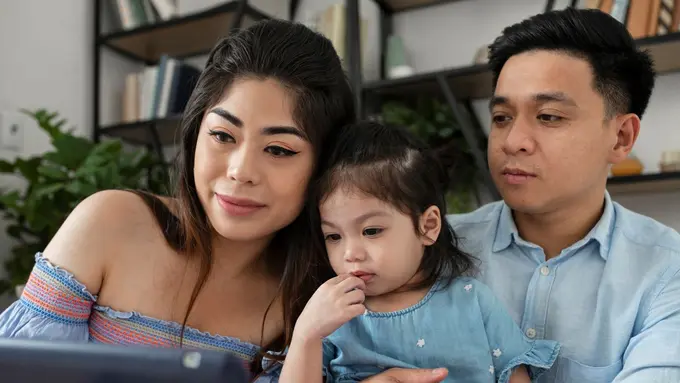 Mengenal Gentle Redirection, Cara Lembut Orangtua Mengarahkan Perilaku Anak Tanpa Marah dan Hukuman