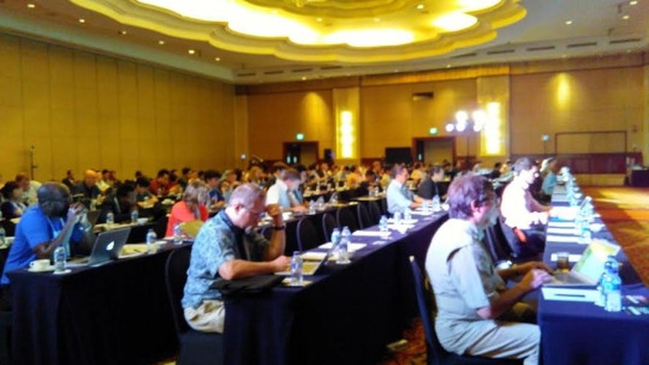 Menengok jalannya konferensi internet 'APNIC 40' di Jakarta