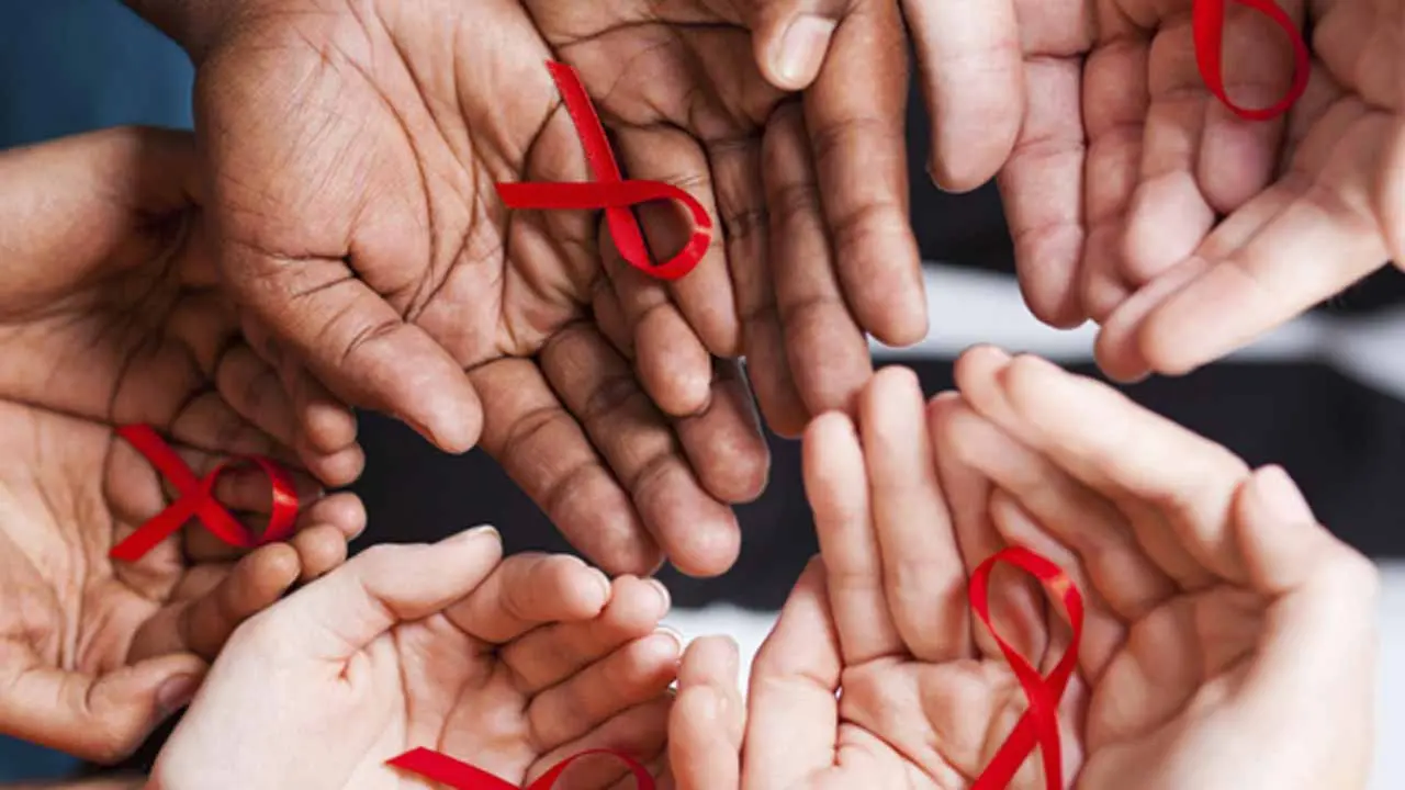 [Bintang] Hari Aids Sedunia, Netizen Ramaikan Medsos dengan #SayaBerani