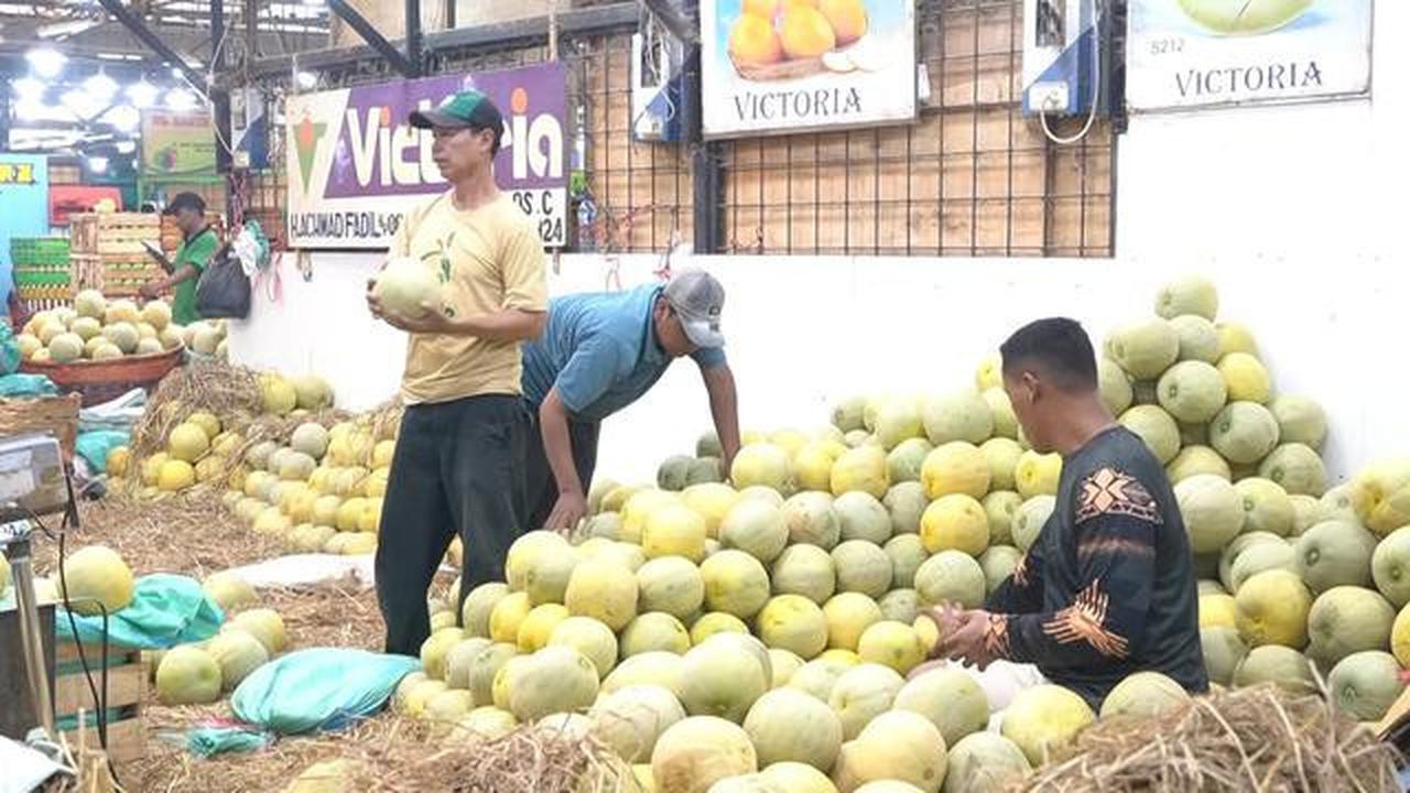 Dampak Dapur MBG, Omzet Pedagang Buah Pasar Induk Kramat Jati Meningkat