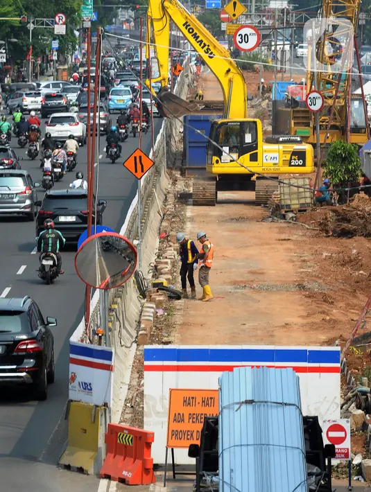 LRT Jakarta Fase 1B Velodrome-Manggarai ditargetkan 27 menit untuk waktu tempuh. (merdeka.com/Imam Buhori)